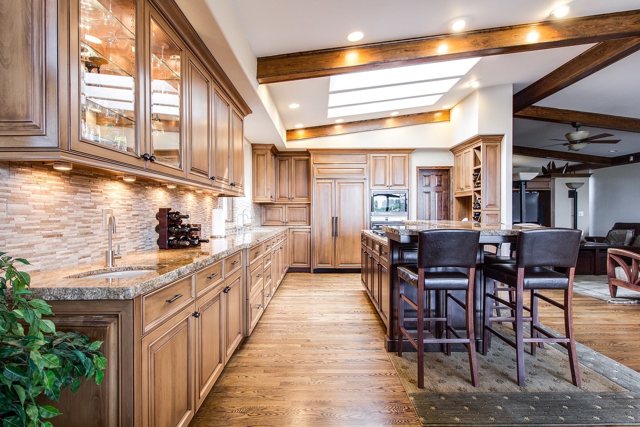Kitchen, dining, interior — Get Cash Quickly: Benefits of Selling Your House Fast in Michigan