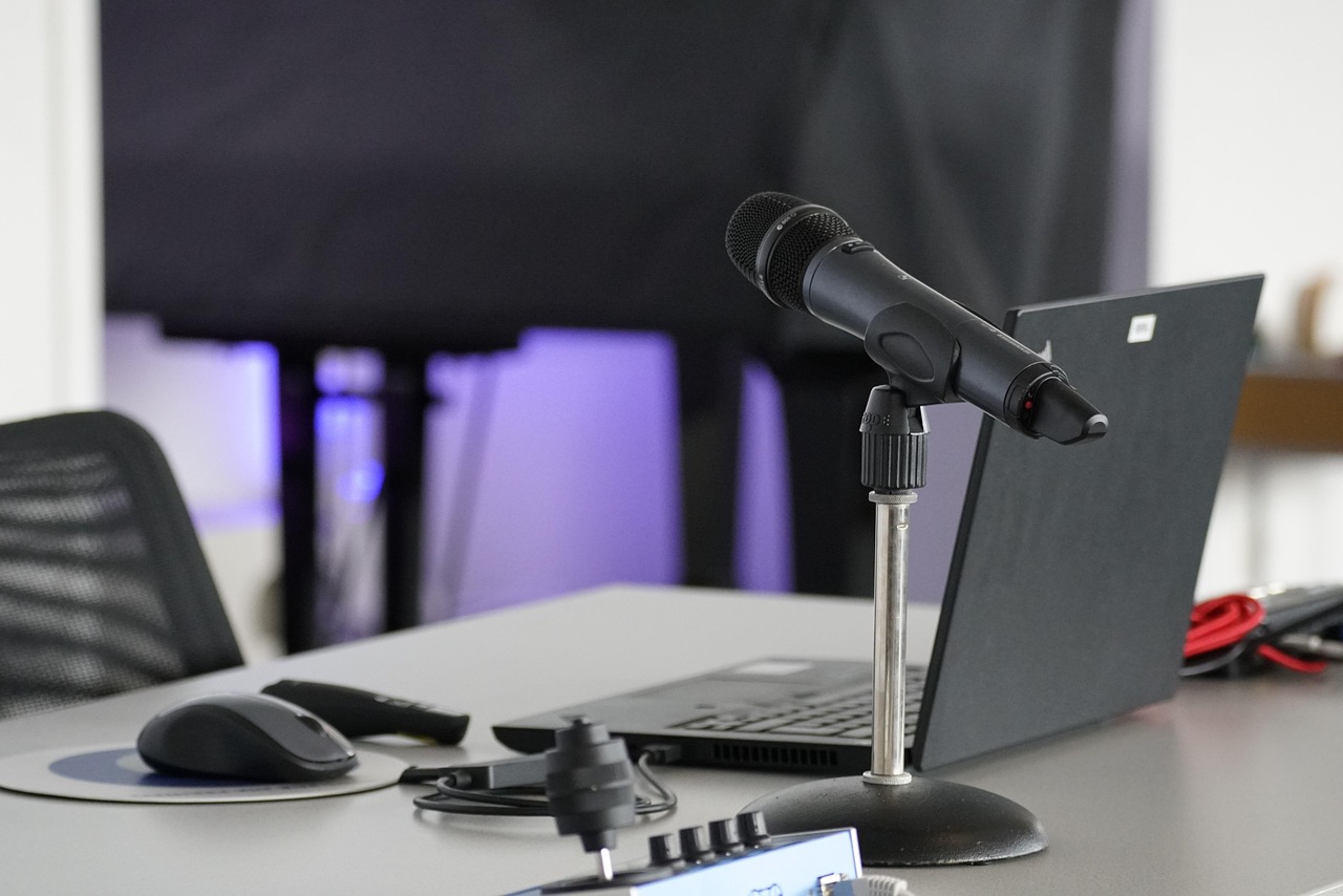 IP TV Services with Easy Setup Guide